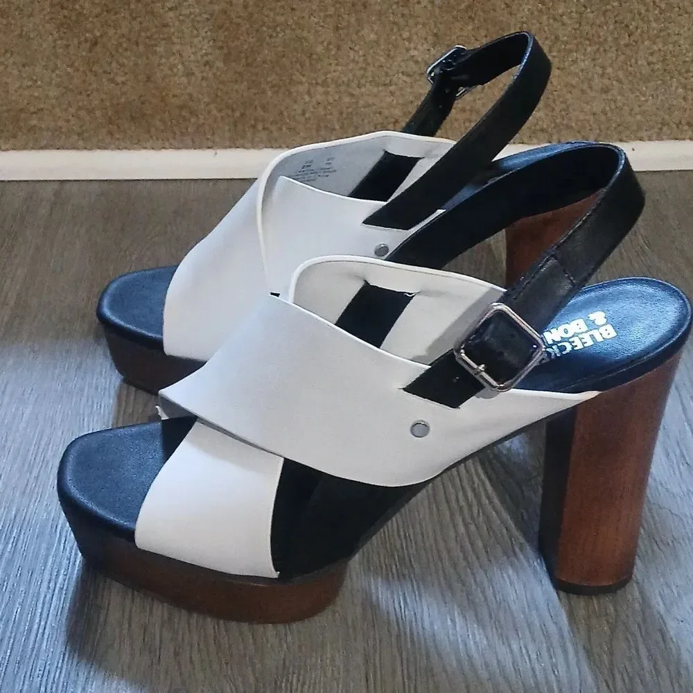 Bleeker & Bond Jamie White Black Platform Sandals 4.25